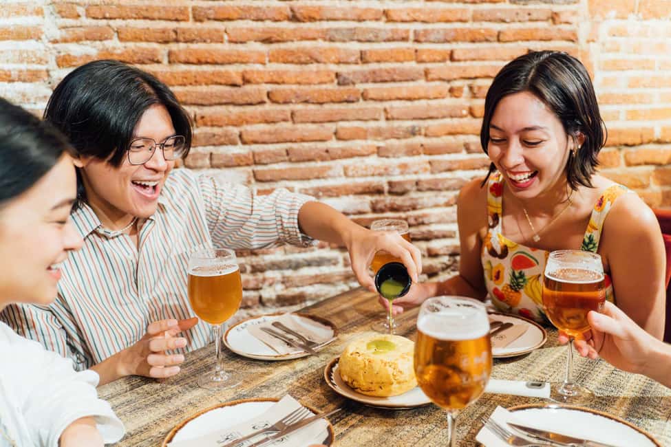 Madrid: Food Walking Tour with Drink and Local Guide - The La Latina part: how the guide uses food history to make it stick