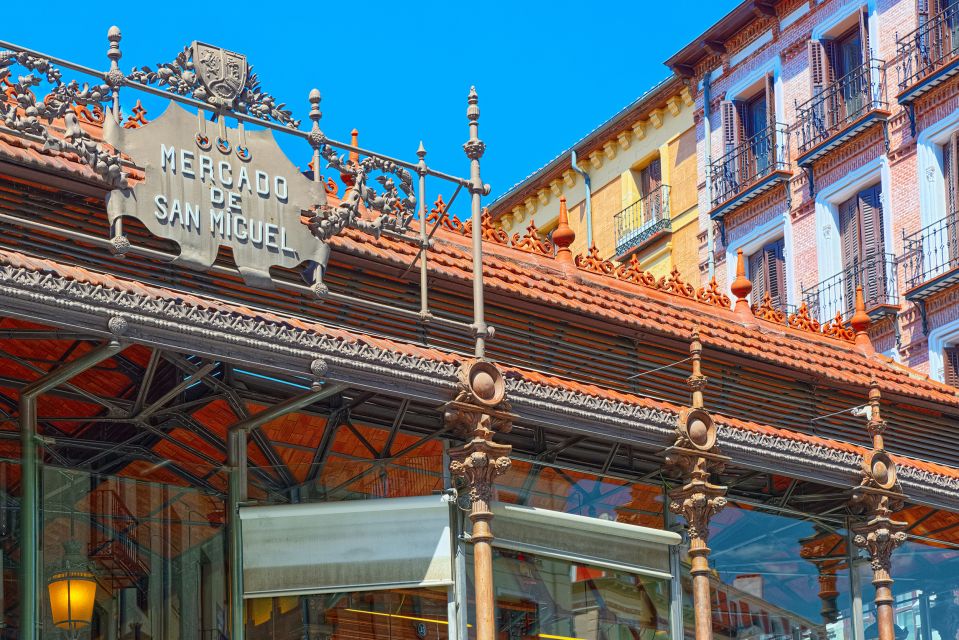 Madrid: Guided Highlights Walking Tour - Sabatini Gardens to Plaza de España: viewpoints that make the walk worth it
