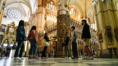 Madrid: Guided Tour of Toledo with Cathedral Visit - Three cultures you can actually spot: Arab, Jewish, Christian
