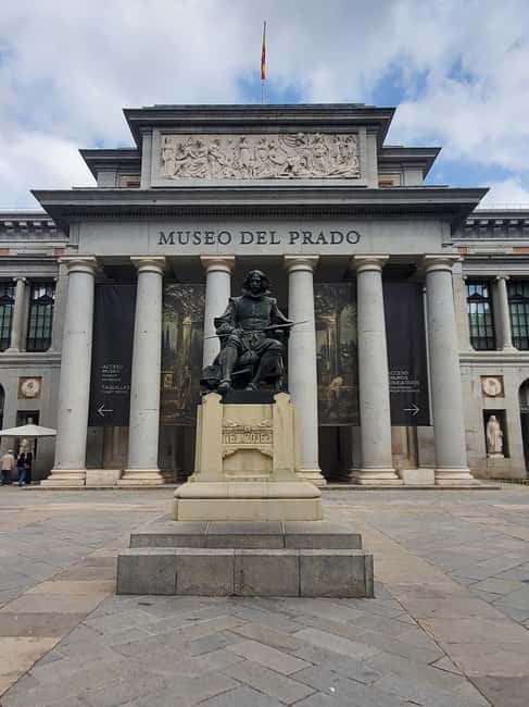 Madrid: guided visit to the Museo del Prado with a native Italian tour guide - Native Italian Guide, Official Format, and Interactive Style