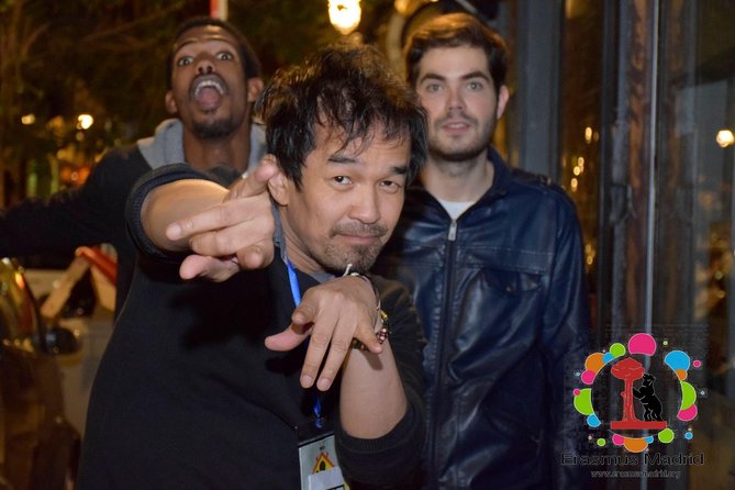 Madrid Halloween Pubcrawl – Open Bar, Shots & VIP Club Entry - Stop 2: Enbabia Bar shots and how the group stays social