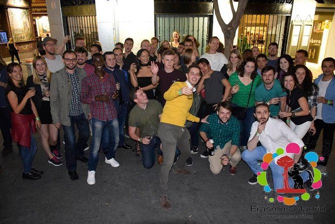 Madrid Halloween Pubcrawl – Open Bar, Shots & VIP Club Entry - The vibe: Erasmus energy, local locals, and hosts who keep it moving