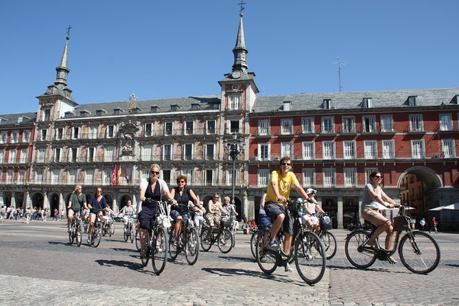 Madrid Highlights by Bike - Stop 6: El Retiro Park and the best kind of break