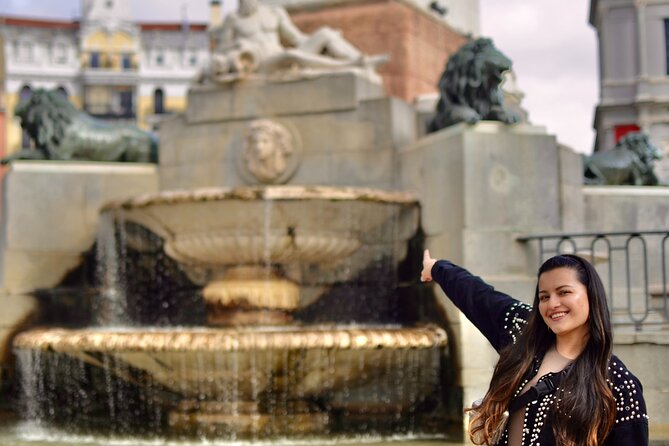 Madrid Highlights Private Tour with Prado Museum & Royal Palace - Templo de Debod: a short stop with a big story twist