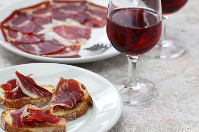 Madrid Highlights Private Tour with Prado Museum & Royal Palace - Mercado San Miguel: colors and quick sensory payoff