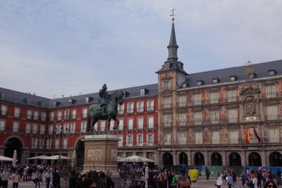 Madrid Highlights: Private Walking Tour - Price and value: $236.15 per group for a private walk