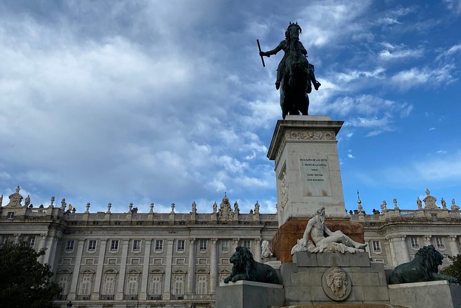 Madrid Historic with an architect : Arabs, Austrias and Bourbons - Price and value: what $65.89 buys you in Madrid time
