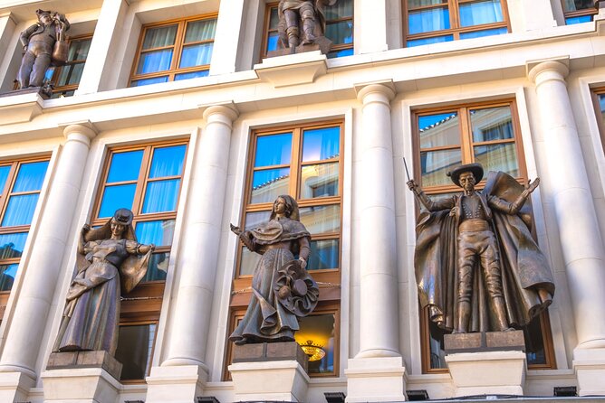 Madrid (Historical Centre) Scavenger Hunt and Self-Guided Tour - Price and value: $10.63 for a game-built city walk