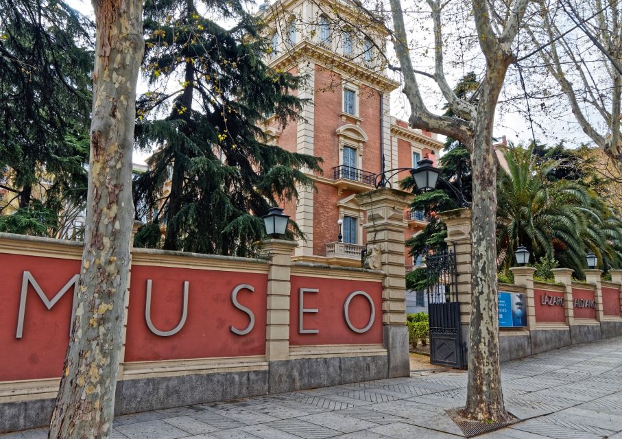 Madrid: Lázaro Galdiano Museum Entry Ticket with Audio Tour - The museum highlights the audio tour calls out