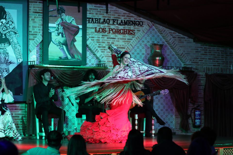 Madrid: Los Porches Flamenco Show with Tapas and Wine Ticket - Inside the 3-Stage Venue: How the Night Stays Interesting