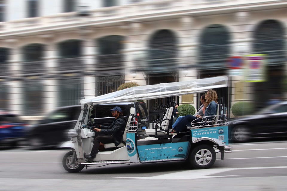Madrid: Make your own 60 minutes tuk tuk tour - Choosing your stops: Puerta del Sol to Retiro Park in one hour