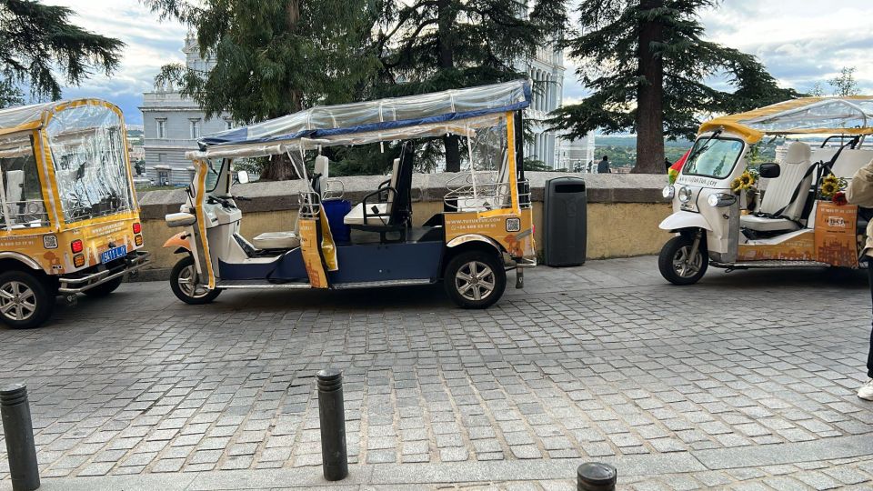Madrid: Modern tour with Private guide in yellow tuk tuk - Value and pacing: what 140 dollars for up to 4 people really buys