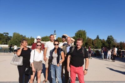 Madrid: Must-See Attractions Walking Tour - Meeting point: C. de Arrieta 8 and fast orientation