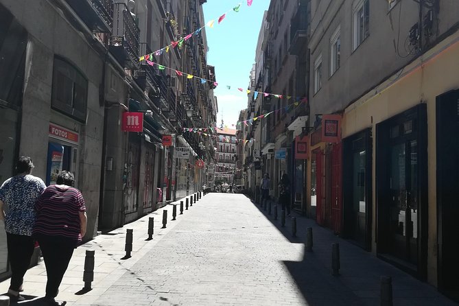 Madrid Old Town Private Walking Tour - “THE place”: finishing at Puerta del Sol