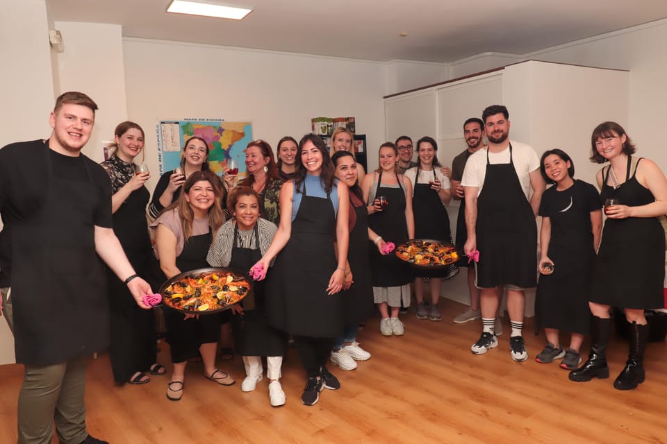 Madrid: Paella and Sangria Workshop in the City Center - Sitting down to what you cooked (and why the shared meal matters)