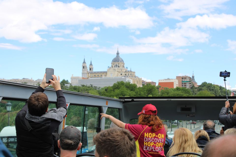 Madrid: Panoramic Open-Top Bus Day or Night Tour with Guide - 5) Plaza Colón, Plaza de Cibeles, Metropolis, and Gran Vía: the big-city power belt
