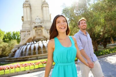 Madrid: Photography Session at El Retiro Park - El Retiro Park portraits: using gardens and main monuments for composition