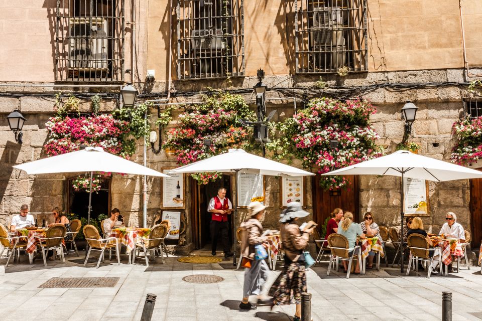 Madrid: Private Custom Experience with a Local, Icons & Gems - Icons and side streets: how your guide keeps the balance