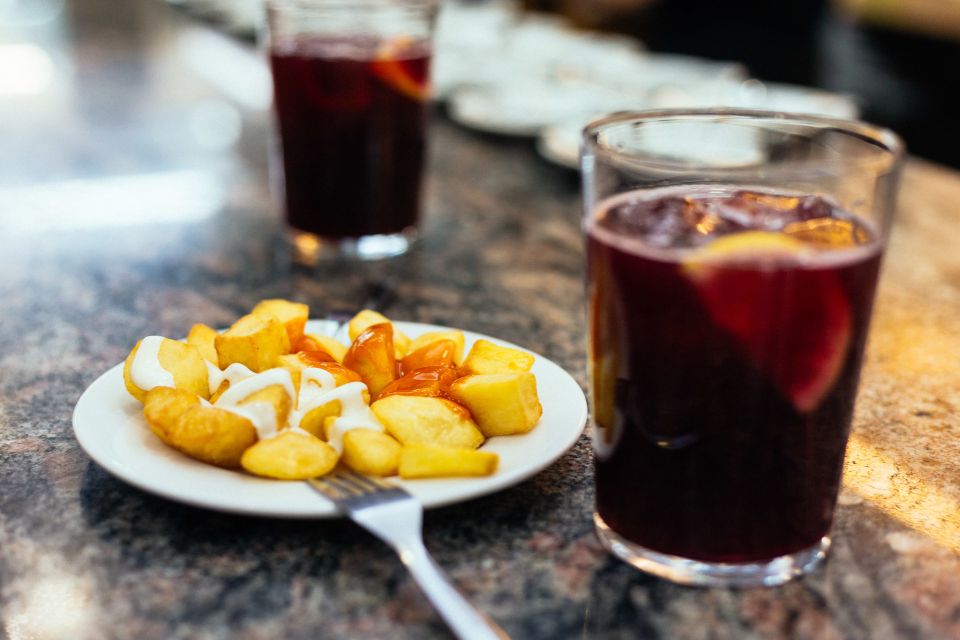 Madrid: Private Food Tour – 10 Tastings with Locals - How the City Sights Fit Between Food Stops
