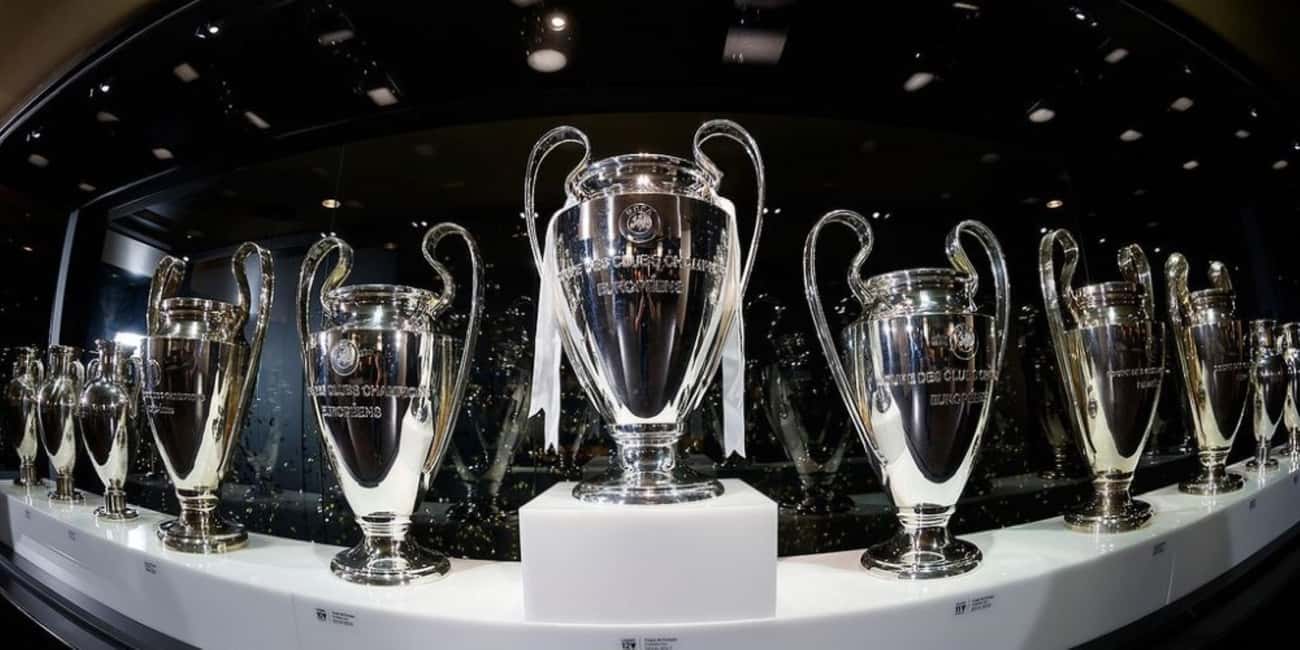 Madrid: Private Guided Tour of Bernabéu Stadium - Entering Santiago Bernabéu with a private, language-led plan