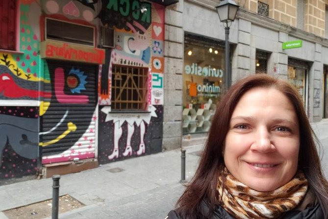 Madrid Private Walking Tour through glamorous capital of Spain - Private Tour Reality: The Difference Between a Guide and a Person with Answers