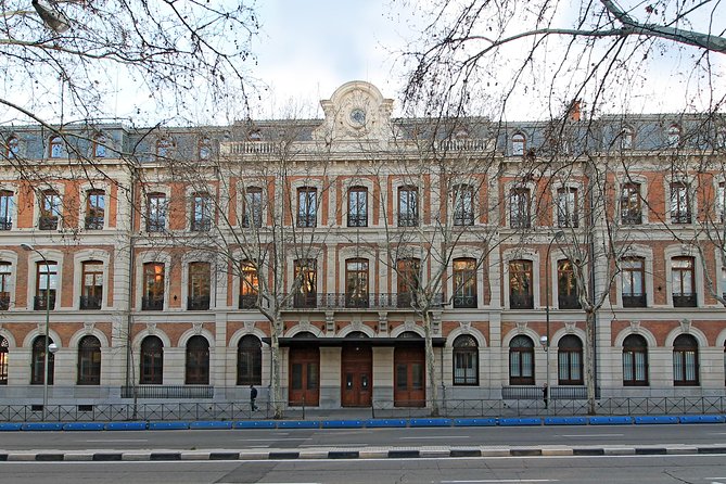 Madrid Private Walking Tour: Very Best of City Center - Price and Value: Is $295.33 Worth It?