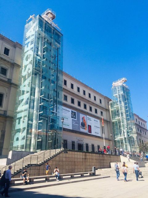 Madrid: Reina Sofía Museum Private Guided Tour - What “private” really means in a 2-hour museum tour