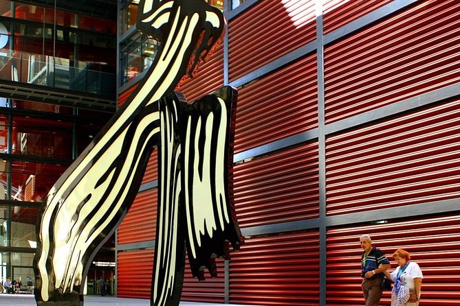 Madrid Reina Sofia Museum PRIVATE TOUR with Ticket Included - Inside the 1 Hour 50 Minute Tour: Efficient, Not Exhausting