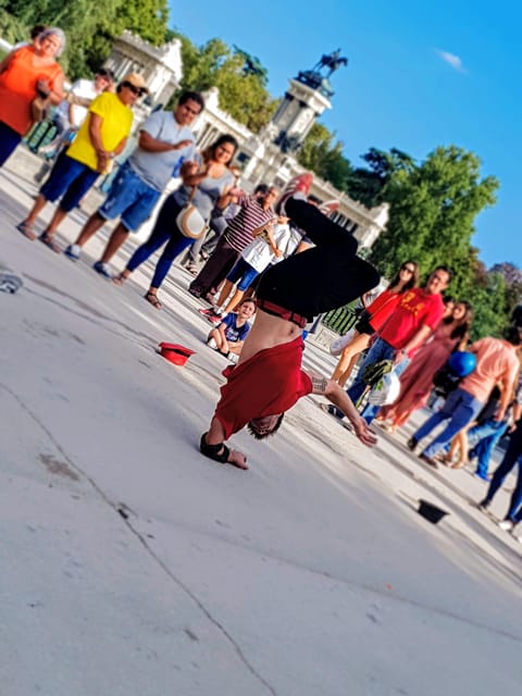 Madrid: Retiro Park Guided Tour with a Photographer - Key Things You’ll Do in Retiro Park Photo Tour