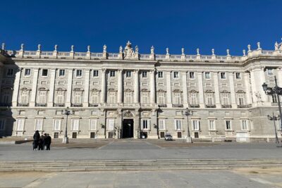 MADRID: Royal Palace and Prado Museum with transportation included - The Royal Palace tour: history, architecture, and state life