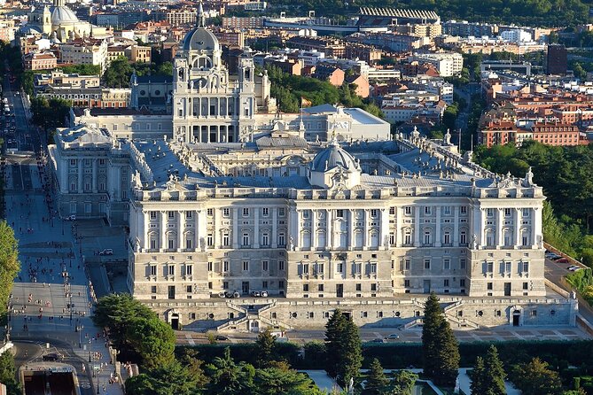 Madrid Royal Palace Entry Ticket - Royal Palace frescoes and chapel stops: how to make the art work for you