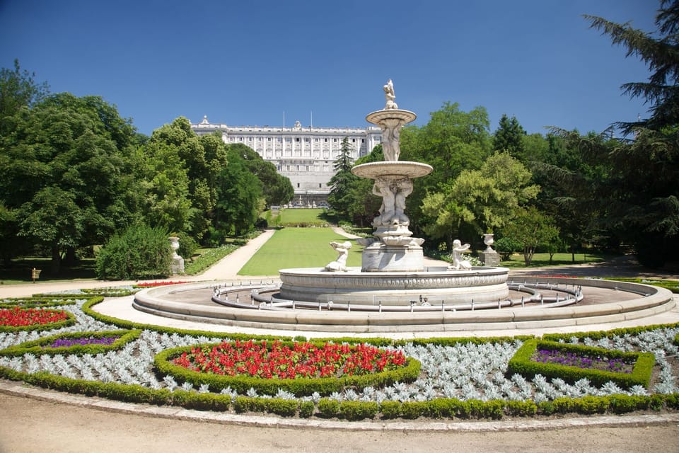 Madrid: Royal Palace Guided Tour with Skip-the-Line Entry - Quick hits before you go
