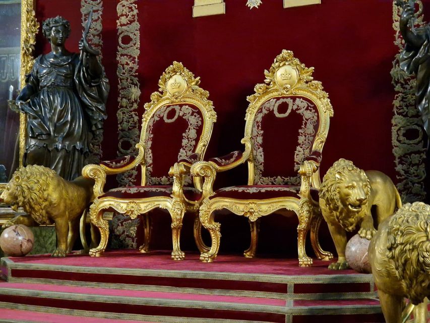 Madrid Royal Palace & Prado Museum + hotel pick-up & tickets - The Prado with an art expert: how masterpieces get explained