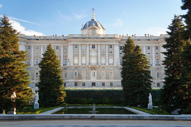 Madrid Royal Palace Private Tour with Skip-the-line Ticket - Royal Palace Highlights in a Tight 90 Minutes