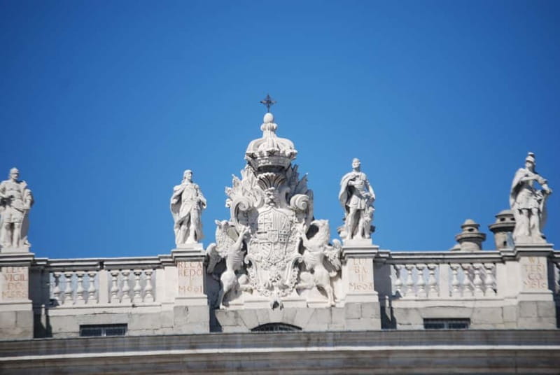 Madrid: Royal Palace Private Tour with Tickets - Skip the Line the Smart Way: Separate Entrance, Real Time Saved