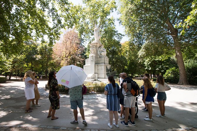 Madrid Royal Palace & Retiro Park Tour with Optional Tapas - Puerta de la Independencia and El Retiro Park: the calm, guided reset