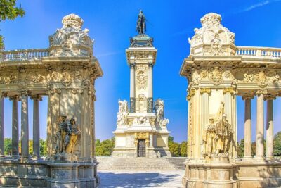 Madrid Scavenger Hunt and Sights Self-Guided Tour - Puerta de Alcala: solving while you move, not just standing still