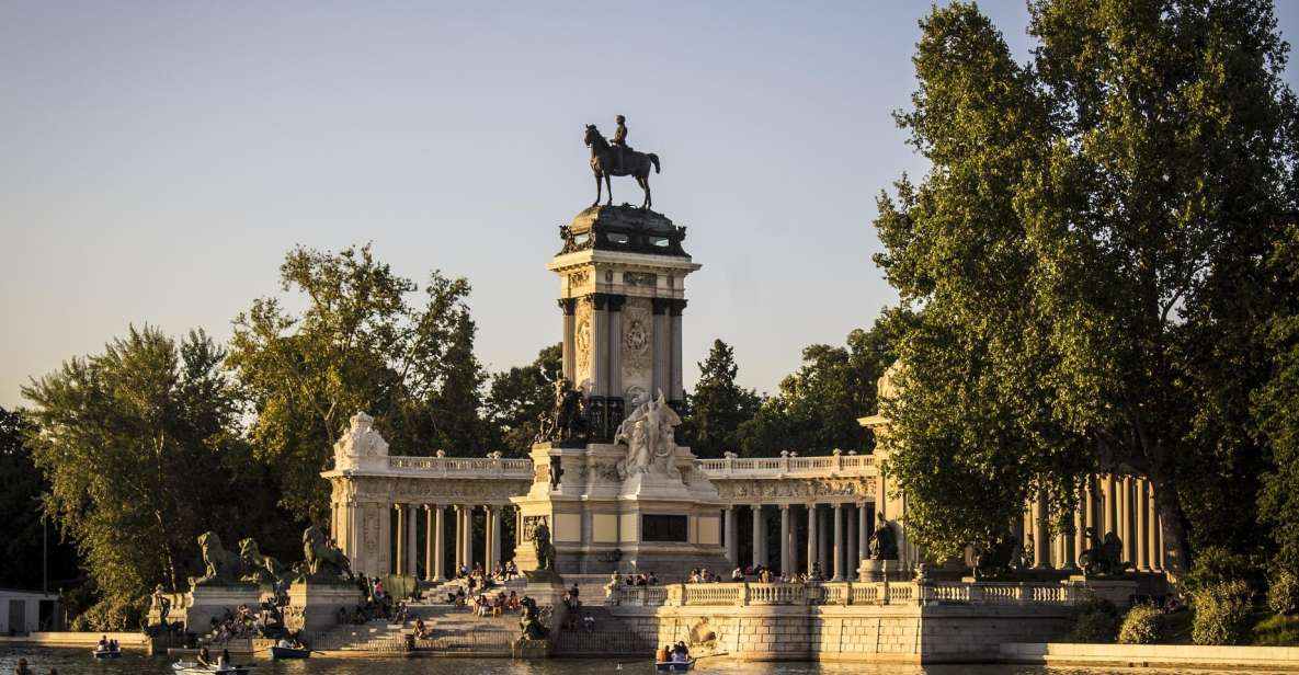 Madrid: Secrets of Retiro Park 2-Hour Walking Tour - Puerta de la Independencia: the easiest way to start without stress