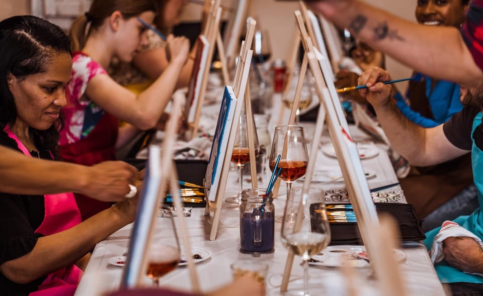 Madrid: Sip&Paint Workshop - Who this workshop suits best (and who should pass)
