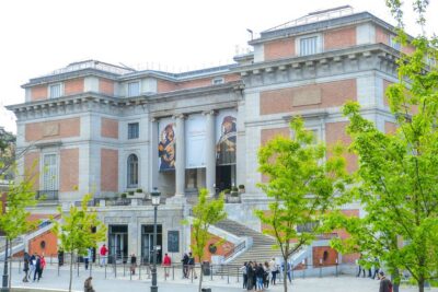 Madrid: Small Group of Prado Museum Tour & Optional Tapas - Finding the meetup: Goya statue area and getting in on time