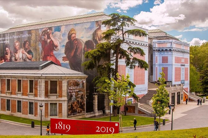 Madrid: small group tour of the Prado Museum - Inside the Prado: timed entry plus a real guide, not a free-for-all