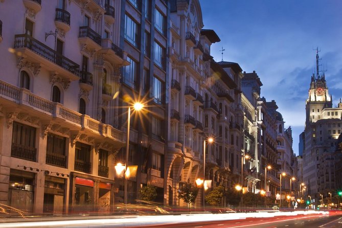 Madrid Sunset Walking Tour with Optional Flamenco Show and Dinner - Walking pace and group size: what to expect over 4 hours