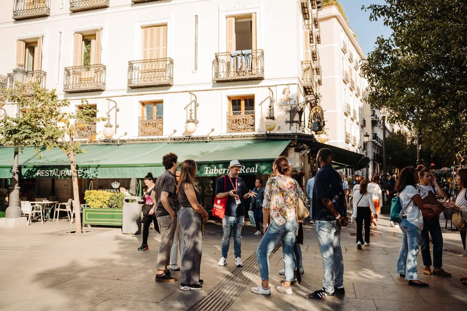 Madrid: Tapas, Taverns & History Tour - The Royal Palace and Habsburg Madrid: history you can actually walk through