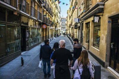 Madrid: The Authentic Morning Food Tour! - Churros and chocolate: the morning sweet that sets the tone