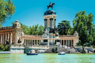 Madrid to Lisbon day trip up to 2 stops (Toledo and Merida) - The pick-up, the ride, and why the comfort matters