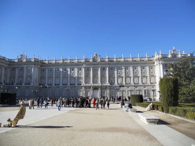 Madrid: Tour of the Historic City Center - Torre de los Lujanes: a small landmark with a long shadow