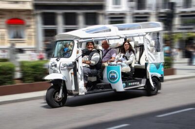 Madrid Tuk Tuk Welcoming Tour - Two hours, lots of stops: how the schedule really works