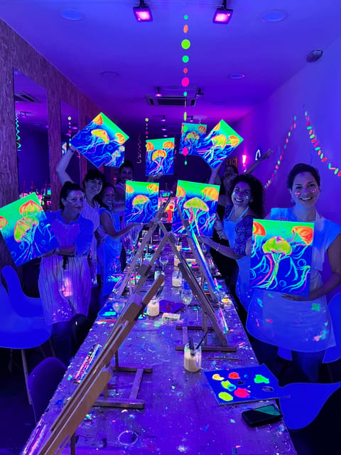 Madrid: Wine Gogh Glow Academy Paint and Sip Classes - What You Get (And Why It’s Better Than Showing Up With Supplies)