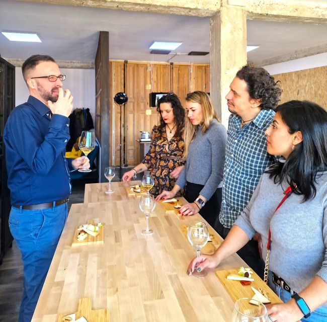 Madrid: Wine Tasting Experience with 4 Spanish Wines - Location, private room, and how to show up smoothly
