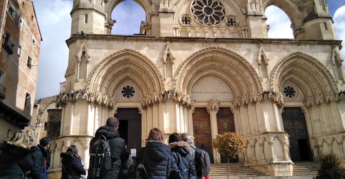 Madrid:Full Day Trip to Cuenca, Cathedral and Hanging Houses - Hanging Houses (Casas Colgadas): the visit that turns photos into understanding